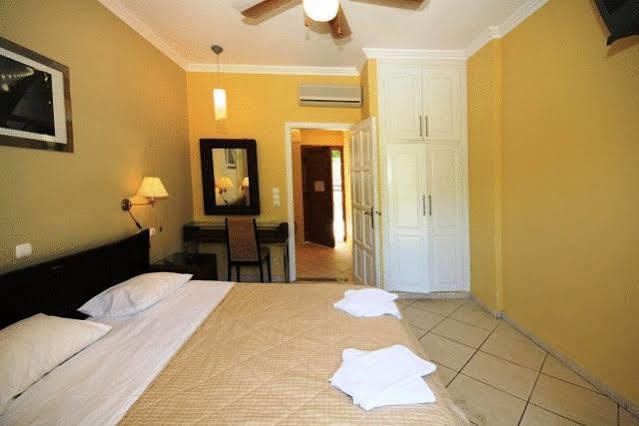 Bella Vista Hotel And Apartments Parga Exterior foto